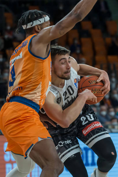 赛经验丰富 赛经验丰富